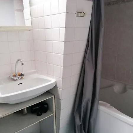 Lägenhet Familial A - 55 M² Avec Tv Dans La *